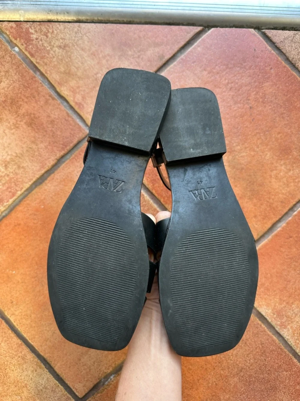 Zara Black Leather Fisherman Sandals - Picture 4 of 5